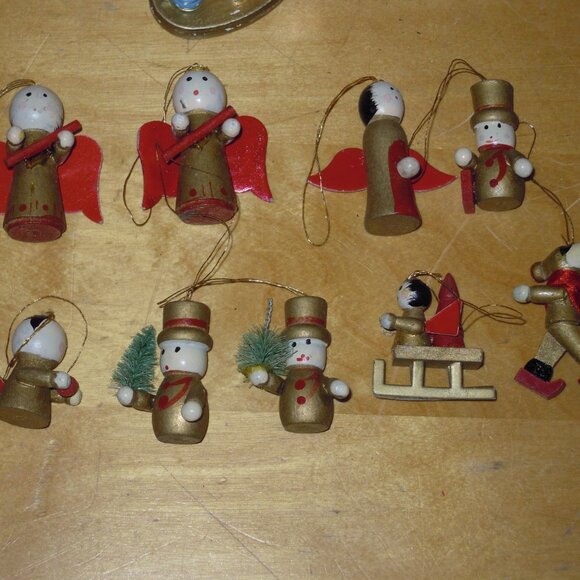 23 Vintage Gold Erzgebirge Volkskunst Wood Christmas Tree Ornament Lot Germany - Picture 4 of 5